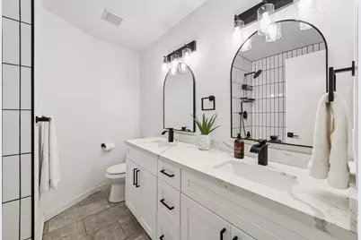 10826 Lynbrook Drive, Houston, TX 77042 - Photo 9