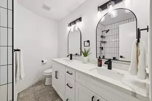 10826 Lynbrook Dr, Houston, TX 77042 - Photo 9