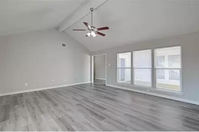 10826 Lynbrook Drive, Houston, TX 77042 - Photo 17