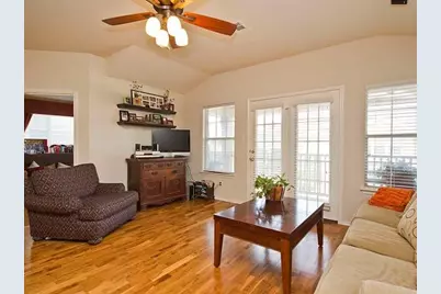 16100 Great Oaks Drive #1401, Round Rock, TX 78681 - Photo 3