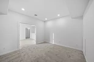 328 Royal Fern Rd, Hutto, TX 78634 - Photo 35