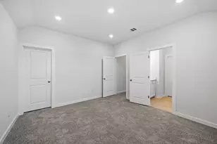 328 Royal Fern Rd, Hutto, TX 78634 - Photo 31