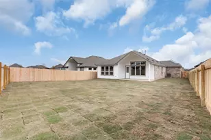13608 Grassdale Vw, Manor, TX 78653 - Photo 19