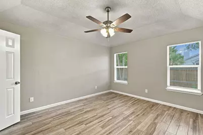 106 Hague Street, Hutto, TX 78634 - Photo 5
