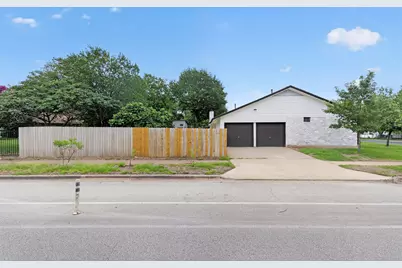 4600 Cedargrove Drive, Austin, TX 78744 - Photo 5