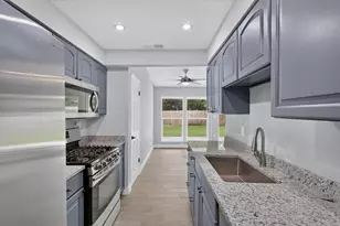 4600 Cedargrove Dr, Austin, TX 78744 - Photo 5