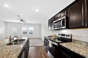 14413 Shooter McGavin, Manor, TX 78653 - Photo 9