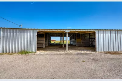 800 County Road 126, Georgetown, TX 78626 - Photo 15