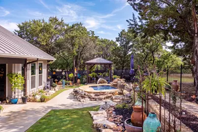 522 S San Juan, Kerrville, TX 78028 - Photo 25