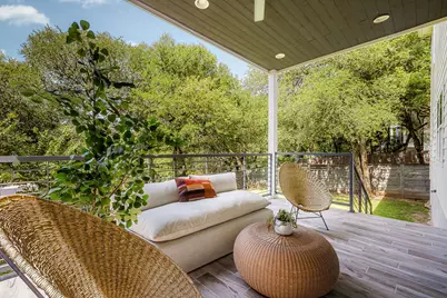 4907 Mendoza Drive, Austin, TX 78721 - Photo 7