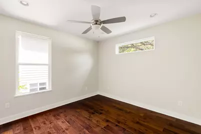 4907 Mendoza Drive, Austin, TX 78721 - Photo 25
