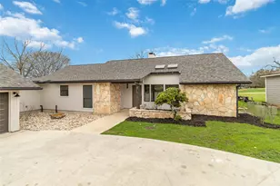 16 Country Ln, Wimberley, TX 78676 - Photo 3