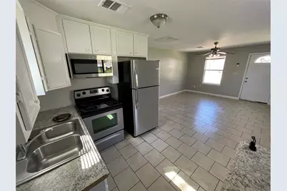 1041 Lott Avenue, Austin, TX 78721 - Photo 5