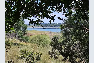 2913 Constitution Square, Lago Vista, TX 78645 - Photo 7