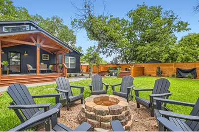 852 N Houston Avenue, New Braunfels, TX 78130 - Photo 27