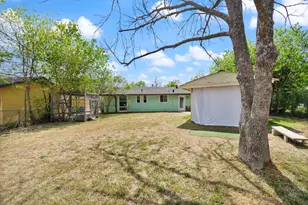 1610 Corona Dr, Austin, TX 78723 - Photo 35