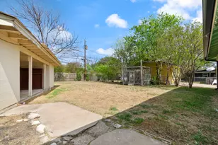 1610 Corona Dr, Austin, TX 78723 - Photo 37