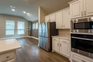 337 Alicante Ln, Liberty Hill, TX 78642 - Photo 5