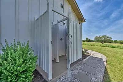 2165 County Road 250 Road, Weimar, TX 78962 - Photo 33