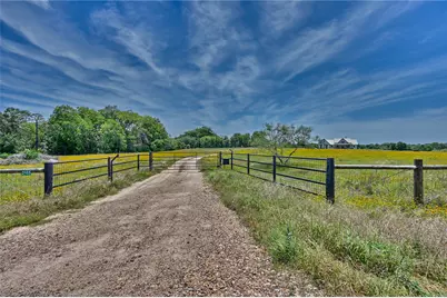 2165 County Road 250 Road, Weimar, TX 78962 - Photo 35