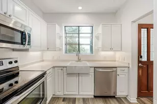 1741 Spyglass Dr, Austin, TX 78746 - Photo 7
