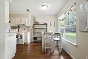 1400 Meadows Dr, Round Rock, TX 78681 - Photo 13