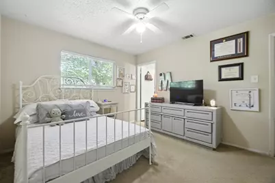 1400 Meadows Drive, Round Rock, TX 78681 - Photo 21