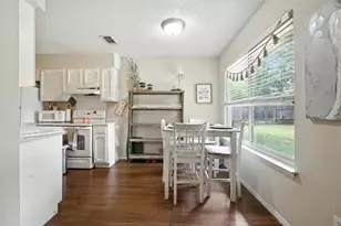 1400 Meadows Dr, Round Rock, TX 78681 - Photo 13