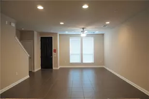 13800 Lyndhurst St, Austin, TX 78717 - Photo 5