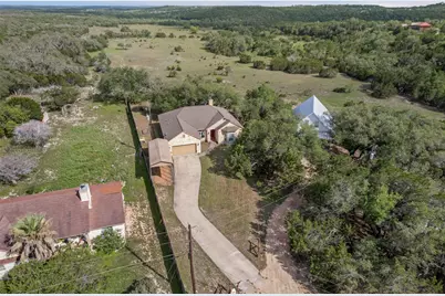 10409 Little Creek Circle, Dripping Springs, TX 78620 - Photo 37