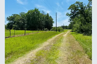 1300 Private Road 7037, Lexington, TX 78947 - Photo 5