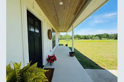 1300 Private Road 7037, Lexington, TX 78947 - Photo 9