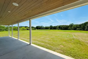 1300 Private Rd 7037, Lexington, TX 78947 - Photo 33