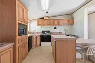 161 Kai Vista Dr, Kyle, TX 78640 - Photo 15