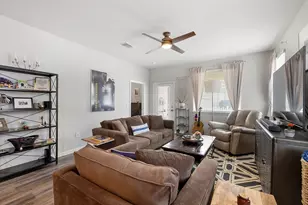 1701 Logan Dr, Round Rock, TX 78664 - Photo 11