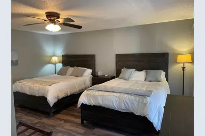 329 S Venture Boulevard S, Point Venture, TX 78645 - Photo 9