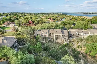 329 Venture Boulevard S, Point Venture, TX 78645 - Photo 15