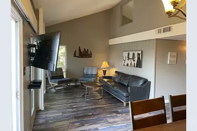 329 Venture Boulevard S, Point Venture, TX 78645 - Photo 5
