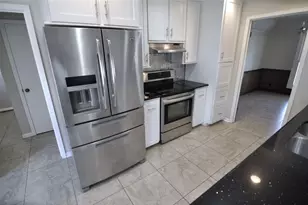 13203 Stillforest St, Austin, TX 78729 - Photo 7