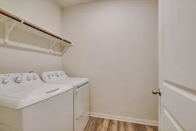 105 Saviano Road, Hutto, TX 78634 - Photo 17