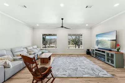 125 Crystal Springs Drive, Georgetown, TX 78633 - Photo 5