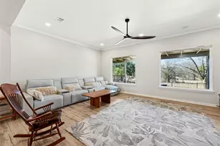 125 Crystal Springs Dr, Georgetown, TX 78633 - Photo 9