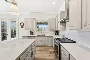 125 Crystal Springs Dr, Georgetown, TX 78633 - Photo 13