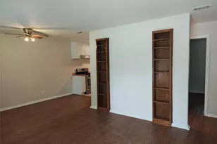 3207 Locke Ln, Austin, TX 78704 - Photo 5
