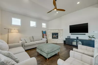 3300 Venezia View, Leander, TX 78641 - Photo 5