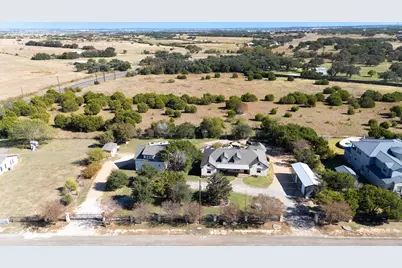 105 Honeycomb Mesa, Leander, TX 78641 - Photo 37