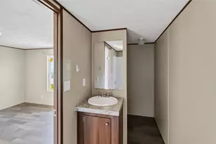 5670 E Hwy 290 St, Giddings, TX 78942 - Photo 17