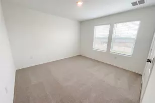 501 Vantage Dr, Hutto, TX 78634 - Photo 9