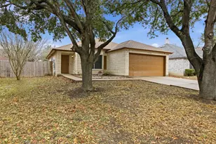7536 Marble Ridge Dr, Austin, TX 78747 - Photo 7
