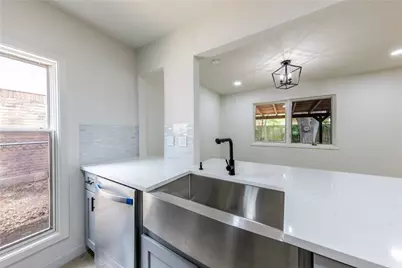 7601 West Gate Boulevard, Austin, TX 78745 - Photo 13